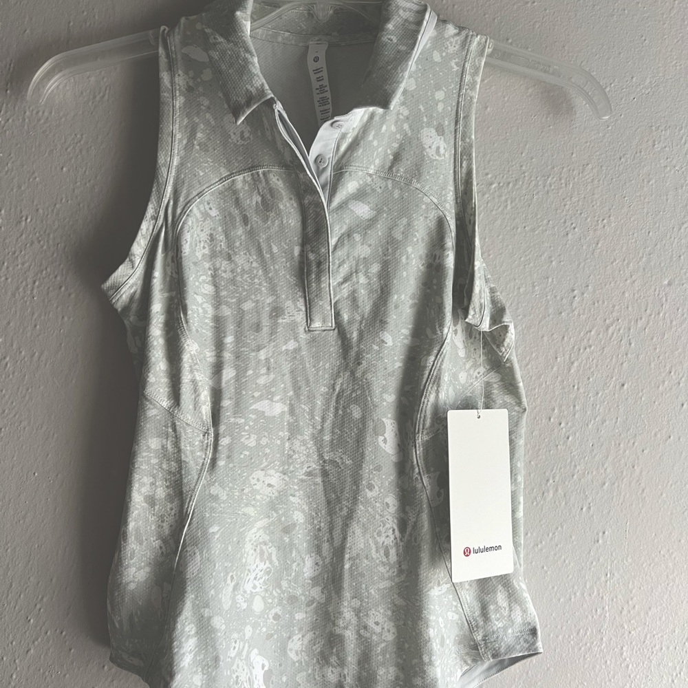 Lululemon Sleeveless Shirt